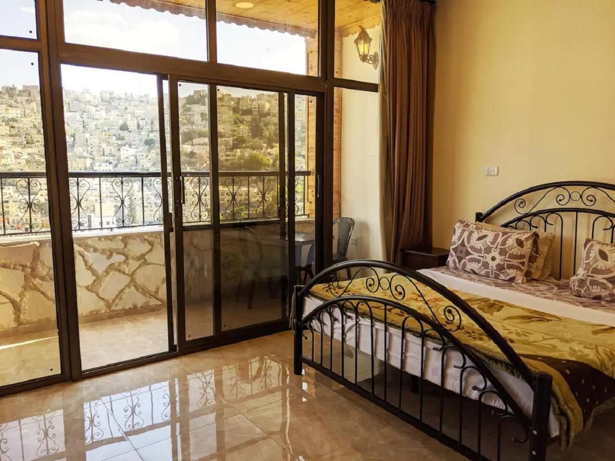 Khirfan Crown Houses -Downtown Amman Esterno foto