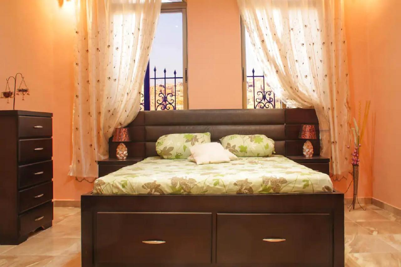 Khirfan Crown Houses -Downtown Amman Esterno foto