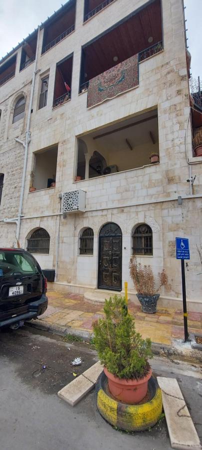 Khirfan Crown Houses -Downtown Amman Esterno foto