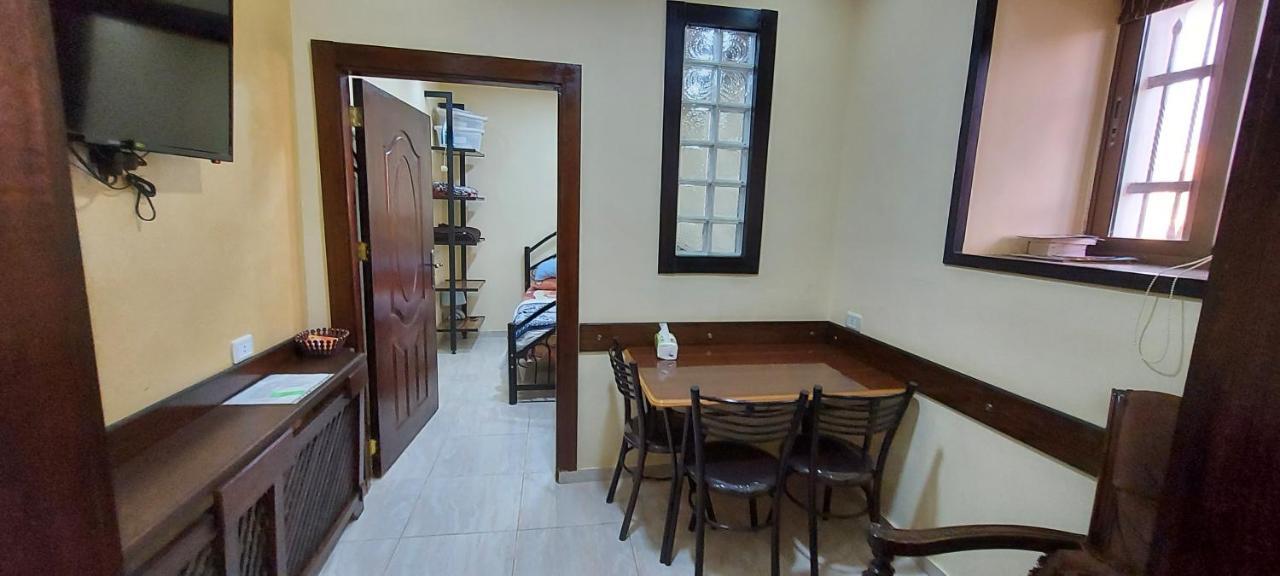Khirfan Crown Houses -Downtown Amman Esterno foto